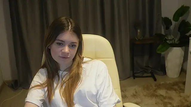 Snapshot of AngelesBenitz chatting on 19, 11, 2025 AngelesBenitz online show from 19, 11, 2025