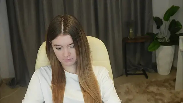 Snapshot of AngelesBenitz chatting on 20, 11, 2025 AngelesBenitz online show from 20, 11, 2025