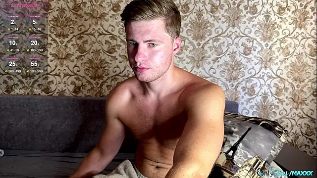 Maxhornyblondieman online show from 18, 7, 2026