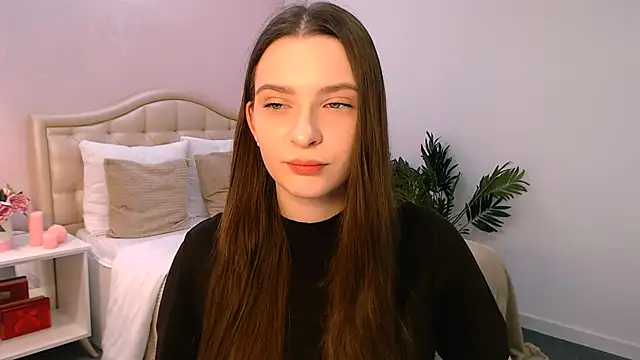 charming berry online show from 26, 11, 2025