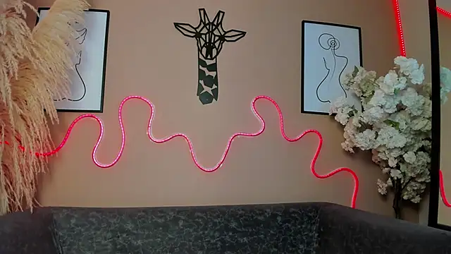 ella evans  online show from 23, 11, 2025