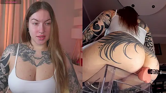 Snapshot of Tattitude_ chatting on 23, 11, 2025 Tattitude online show from 23, 11, 2025