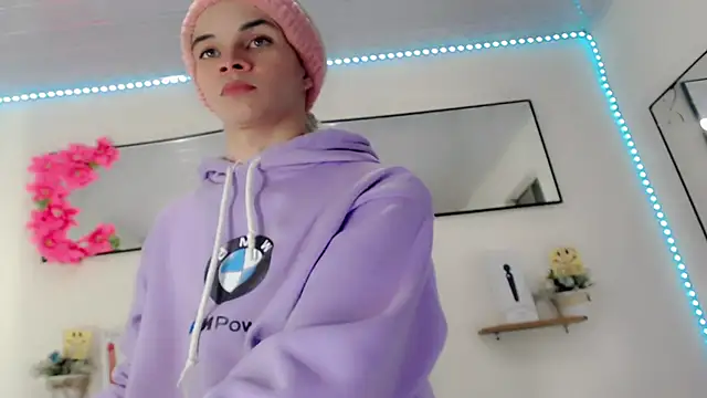 Karla hot777 online show from 25, 4, 2026