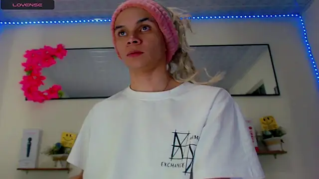 Karla hot777 online show from 27, 4, 2026