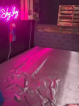 Shy-Ivy online show from 14, 12, 2025