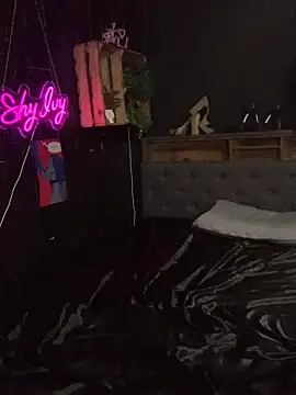 Shy-Ivy online show from 26, 4, 2026