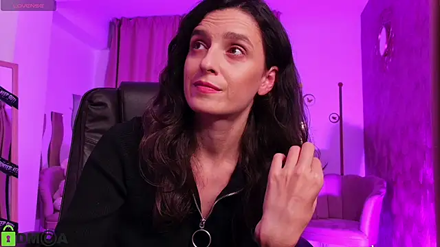 AnnaHarperX online show from 31, 10, 2025