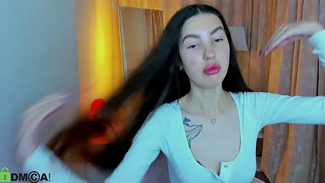 LiraRevery online show from 2, 12, 2025