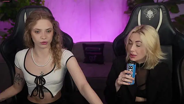 Kara cat online show from 20, 4, 2026