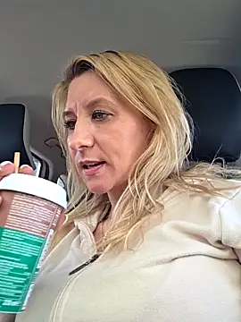 KaylinJan online show from 23, 4, 2026