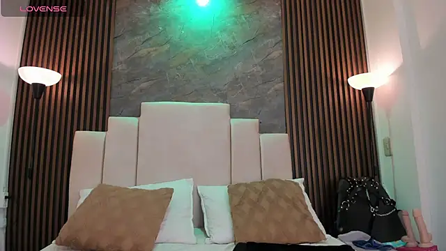 catiusca reyes 03 online show from 26, 3, 2026