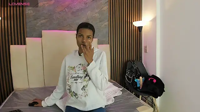 catiusca reyes 03 online show from 16, 4, 2026