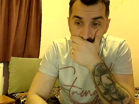 Snapshot of Brianhot8 chatting on 23, 11, 2025 Brianhot8 online show from 23, 11, 2025