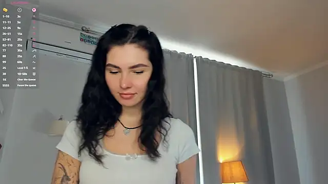 FeliciaKogen online show from 4, 2, 2026