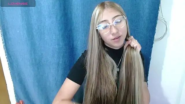 Nanylux online show from 25, 7, 2026