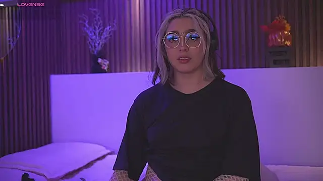 Snapshot of GabyRose9 chatting on 4, 2, 2026 GabyRose9 online show from 4, 2, 2026