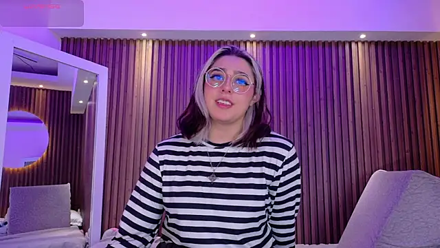 Snapshot of GabyRose9 chatting on 9, 3, 2026 GabyRose9 online show from 9, 3, 2026