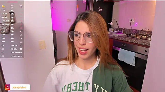 Nat Bakerss online show from 9, 6, 2026