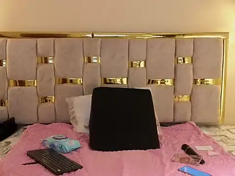 Gigi brigthon online show from 18, 3, 2026