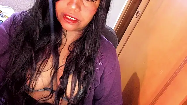 ebonycamelia online show from 26, 5, 2026
