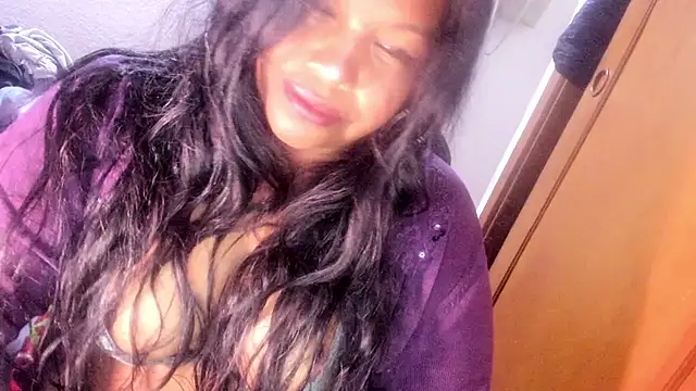ebonycamelia online show from 29, 5, 2026