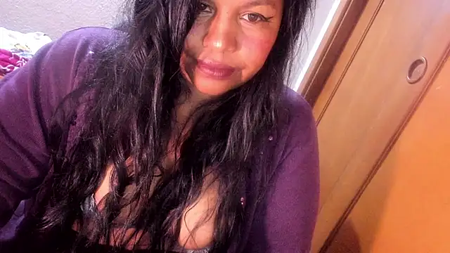 ebonycamelia online show from 4, 6, 2026