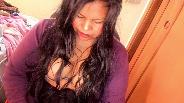 ebonycamelia online show from 9, 6, 2026