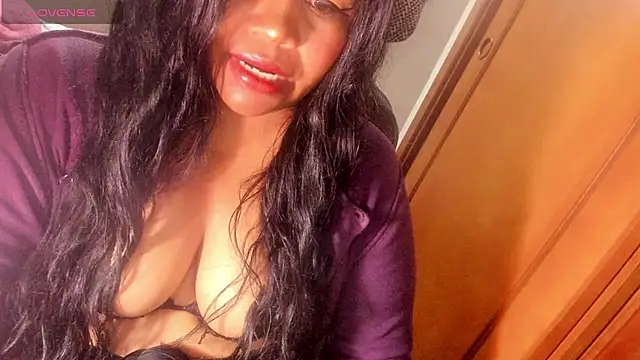 ebonycamelia online show from 6, 7, 2026