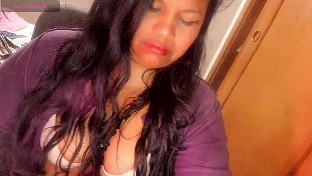 ebonycamelia online show from 15, 7, 2026