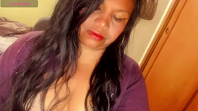 ebonycamelia online show from 20, 7, 2026