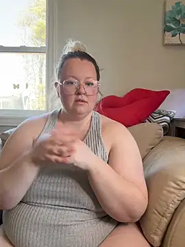 Snapshot of Kennaknox chatting on 8, 4, 2026 Kennaknox online show from 8, 4, 2026