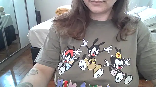 xxxluana online show from 4, 4, 2026