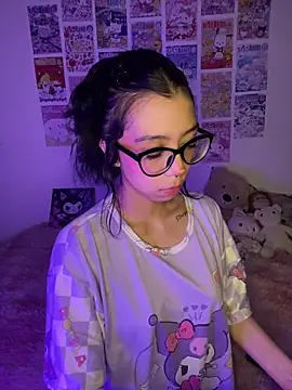 Valen-Foxx1 online show from 15, 12, 2025