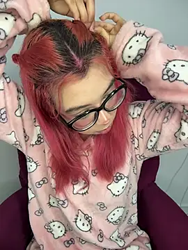 Valen-Foxx1 online show from 2, 4, 2026