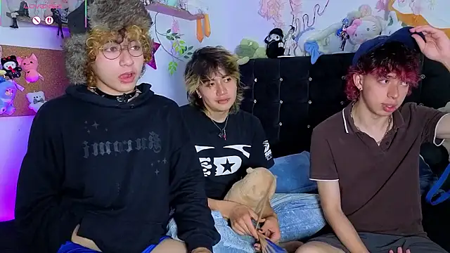 Apolo Ushi online show from 4, 3, 2026