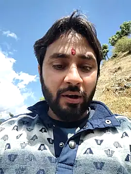 Cute Lucky online show from 9, 4, 2026