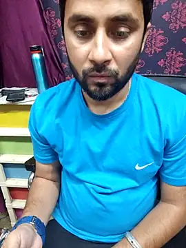 Cute Lucky online show from 23, 4, 2026