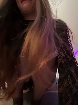 -MaybeBaby- online show from 7, 7, 2026