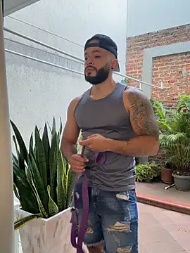 Mike savage3 online show from 28, 4, 2026