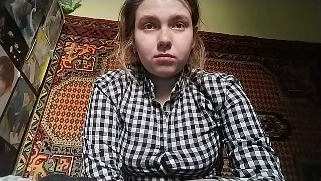 KikiBang online show from 25, 3, 2026