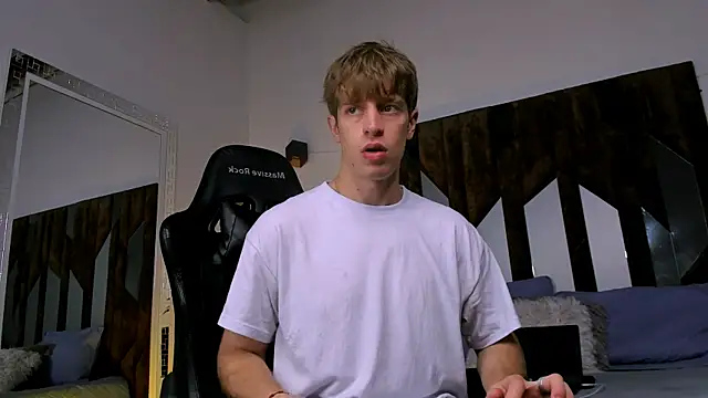 Snapshot of Ostin_Saints chatting on 4, 2, 2026 Ostin Saints online show from 4, 2, 2026