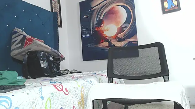 crissex3 online show from 23, 4, 2026