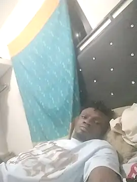 Snapshot of laperson chatting on 7, 1, 2026 laperson online show from 7, 1, 2026