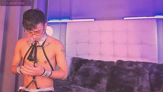 Smile KAI 16 online show from 26, 11, 2025