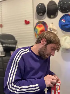 Snapshot of strippingmale1 chatting on 26, 11, 2025 strippingmale1 online show from 26, 11, 2025