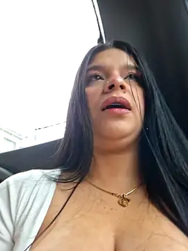 Snapshot of Layla-daring chatting on 29, 11, 2025 Layla-daring online show from 29, 11, 2025