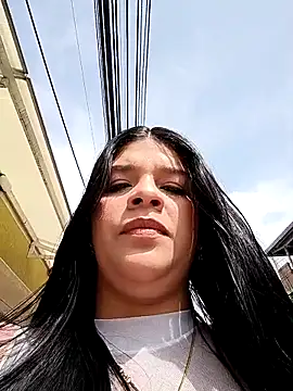 Snapshot of Layla-daring chatting on 7, 2, 2026 Layla-daring online show from 7, 2, 2026