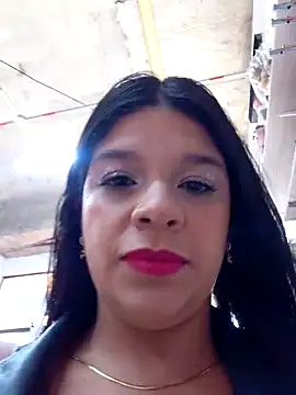 Snapshot of Layla-daring chatting on 12, 6, 2026 Layla-daring online show from 12, 6, 2026