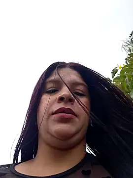 Layla-daring online show from 17, 7, 2026