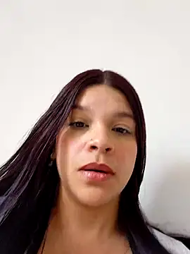 Layla-daring online show from 18, 7, 2026